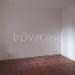 Affitto 1 camera appartamento di 320 m² in Lamezia Terme