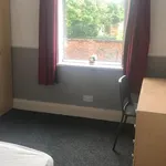 Rent 4 bedroom house in Yorkshire And The Humber