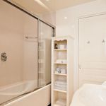 Rent 1 bedroom apartment of 64 m² in Paris 16ème