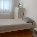 Rent a room in porto