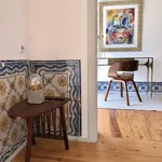 Rent 3 bedroom apartment of 152 m² in Lisbon