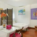 Rent 1 bedroom apartment of 30 m² in Málaga