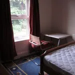 Rent 4 bedroom house in East Midlands