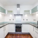 Rent 3 bedroom apartment in London