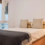 Rent 3 bedroom apartment of 15 m² in Barcelona