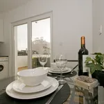 Rent 3 bedroom apartment of 90 m² in Lisboa