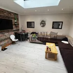 Rent 6 bedroom house in East Midlands