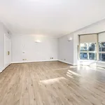 Rent 3 bedroom apartment in London