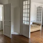 Appartement de 99 m² avec 4 chambre(s) en location à Reims