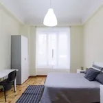 Rent a room of 95 m² in madrid