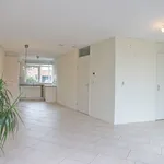 Huur 2 slaapkamer huis van 138 m² in Voorschoten