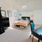 Rent 4 bedroom house in Brighton