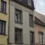 Huur 4 slaapkamer appartement van 260 m² in Brussels