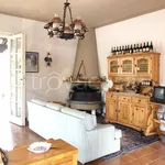 Rent 5 bedroom house of 135 m² in Lierna