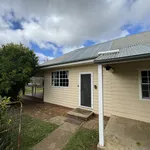 Rent 3 bedroom house in Cooyal