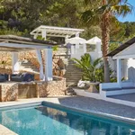 Rent 5 bedroom house in Cala Carbó