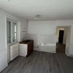 Maison de 90 m² avec 4 chambre(s) en location à Pocé-sur-Cisse