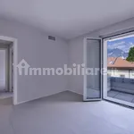 3-room flat via Aspromonte 30, Centro, Lecco