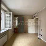 Affitto 4 camera appartamento di 130 m² in Gallarate