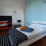 Rent a room in turin