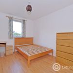 Rent 2 bedroom flat in Aberdeen