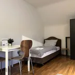 Miete 3 Schlafzimmer wohnung von 100 m² in Karlsruhe