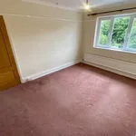 Rent 3 bedroom flat in Swansea