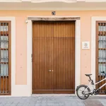 Rent 1 bedroom apartment of 35 m² in Valencia