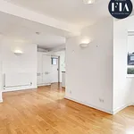 Rent 2 bedroom flat in Chiswick