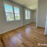 Rent 2 bedroom house of 620 m² in  Nowra NSW 2541                        