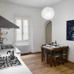 Rent 1 bedroom apartment of 60 m² in Florence