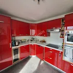 Rent 4 bedroom apartment of 92 m² in suresnes