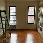 Rent 2 bedroom apartment in Manhattan