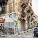 Affitto 3 camera appartamento di 89 m² in Palermo