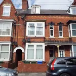 Rent 2 bedroom apartment in Yorkshire And The Humber