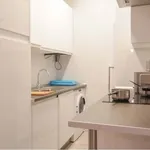 Alquilo 4 dormitorio apartamento de 53 m² en Madrid