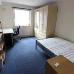 Rent 2 bedroom flat in London