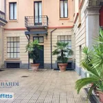 Rent 5 bedroom apartment of 117 m² in Milan