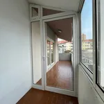 Rent a room of 120 m² in Vila Nova de Gaia