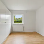 Rent 2 bedroom apartment of 76 m² in Humlebæk