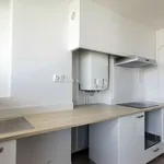 Rent 4 bedroom apartment of 68 m² in Marseille