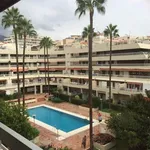 Alquilo 4 dormitorio apartamento de 120 m² en Marbella