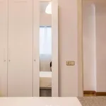 Rent 6 bedroom apartment in Valencia