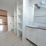 Appartement de 105 m² avec 5 chambre(s) en location à VIZILLE