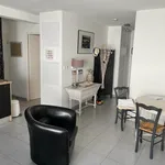 Rent 2 bedroom apartment of 45 m² in Mérignac