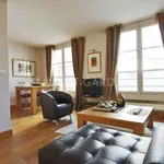 Rent 1 bedroom apartment of 33 m² in Paris