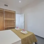 Alquilo 4 dormitorio apartamento de 1615 m² en Barcelona