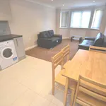 Rent 2 bedroom flat of 65 m² in Berkshire