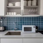Rent 2 bedroom apartment of 63 m² in lisbon