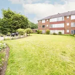 Rent 1 bedroom flat in Elmbridge